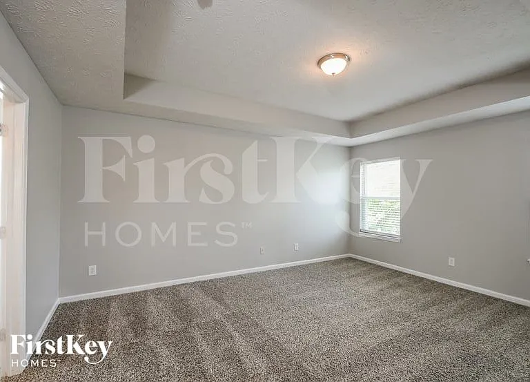 6240 Eagle Lake Dr — Photo 7