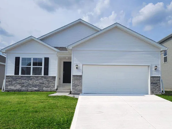 622 E Goldfinch Dr, Tiffin, IA 52340