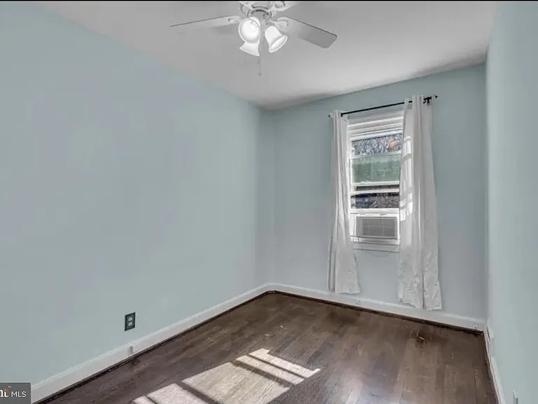 4011 Blaine St NE — Photo 6