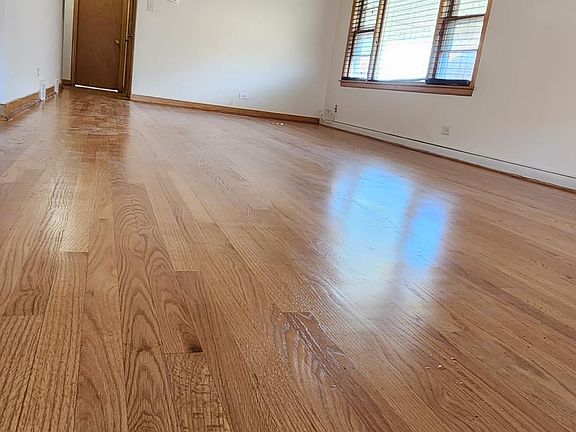 2nd image of 2915 N Austin Ave #2