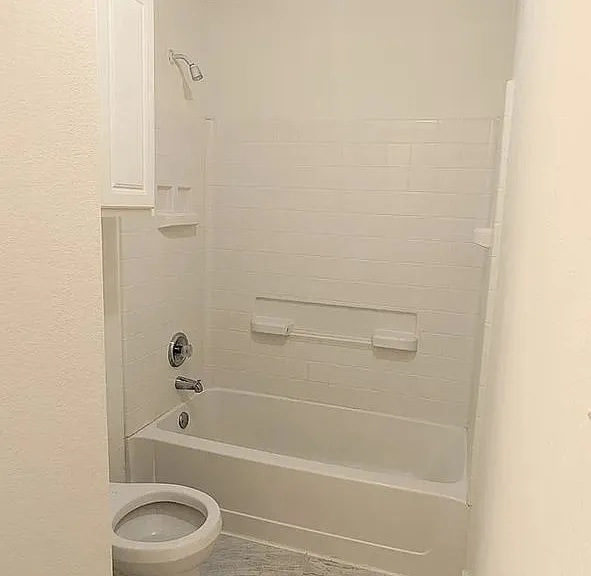 222 Phillips St — Photo 33