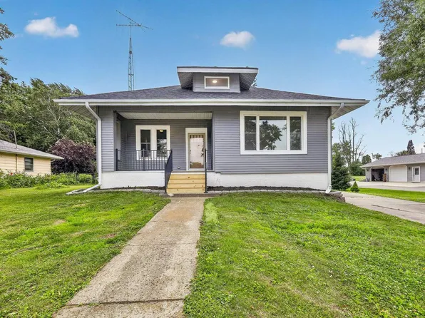 524 E Oak STREET, Juneau, WI 53039