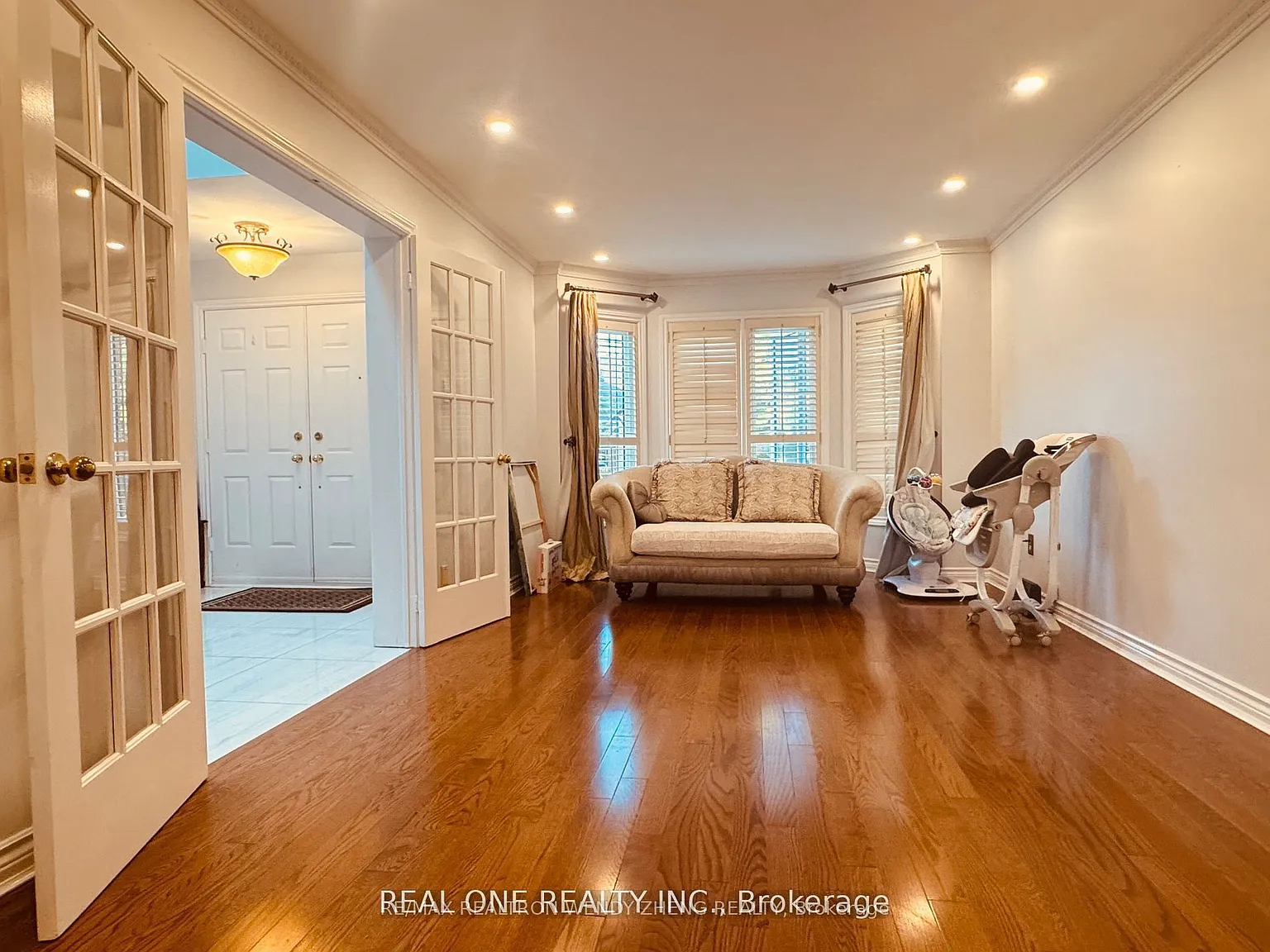 4 bed, $4,900 — Photo 3