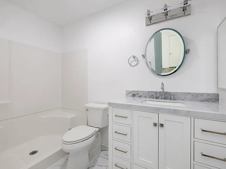 121 Burton Cir #2 — Photo 14