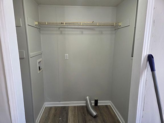 2nd image of 2433 Shula Dr #27