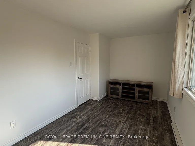 512 Mosley St #WHOLE HOUSE — Photo 28