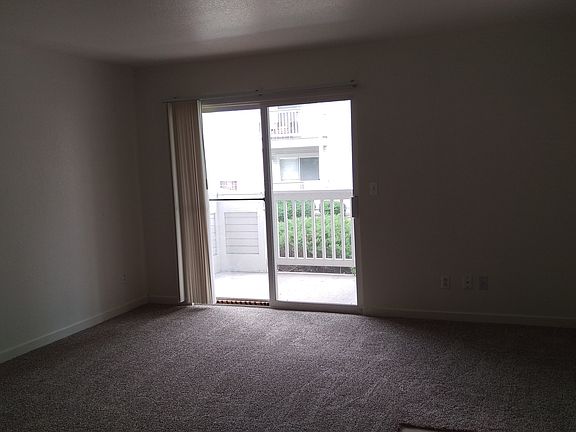 4th image of 1225 W Prospect Rd APT Q24