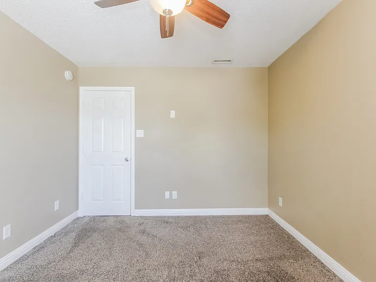 8610 Belle Union Ct — Photo 14