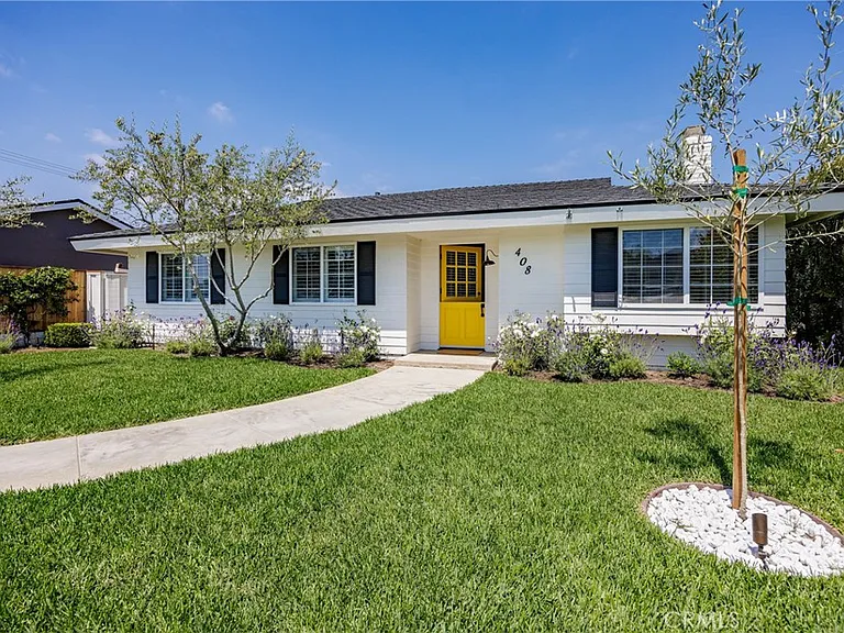 408 Flower St — Photo 38