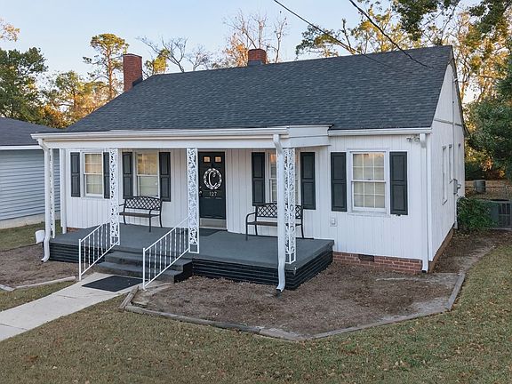 3rd image of 127 W Stuart Ave