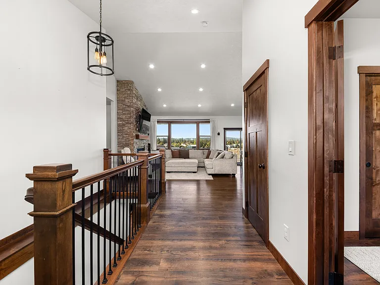 60829 Westview Dr — Photo 4