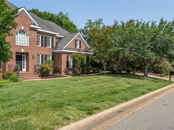 136 Sir Thomas Lunsford Dr, Williamsburg, VA 23185