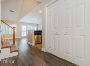64 Wellesley St, Weston, MA 02493