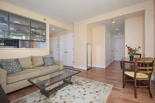 Rented by Space Marketing Shop | media 2