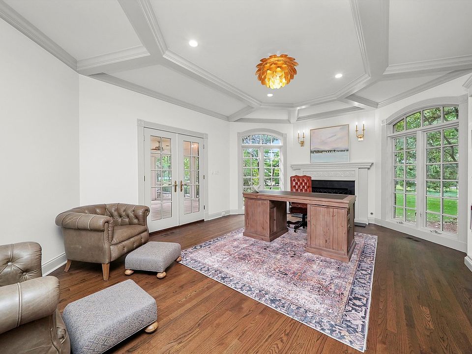 2nd image of 1 Kensington Dr