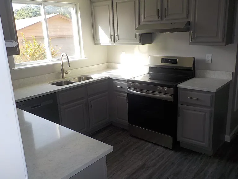 295 Mooring Cir #A — Photo 13