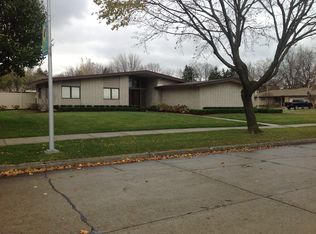 11520 Colpaert Dr, Warren, MI 48093