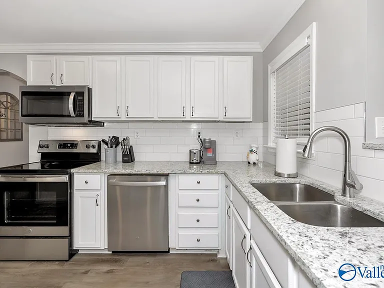 2611 Whitesburg Dr SE #B — Photo 21