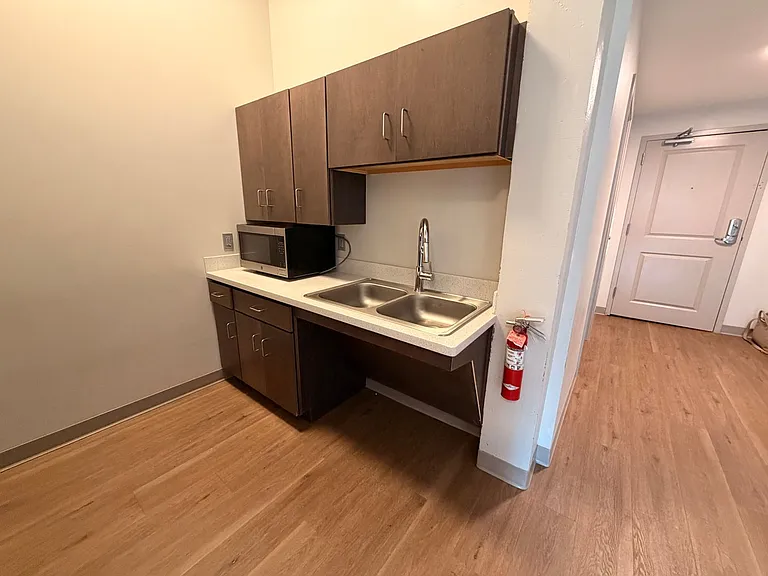 47 Flat St #405 — Photo 8