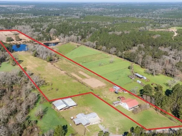 13151 Roberts Rd, Chunchula, AL 36521