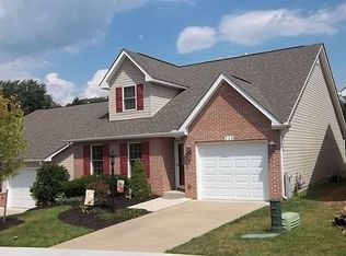 111 Sunnybrook Ln, Westminster, MD 21157