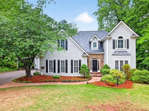 3520 Habersham Club Dr, Cumming, GA 30041