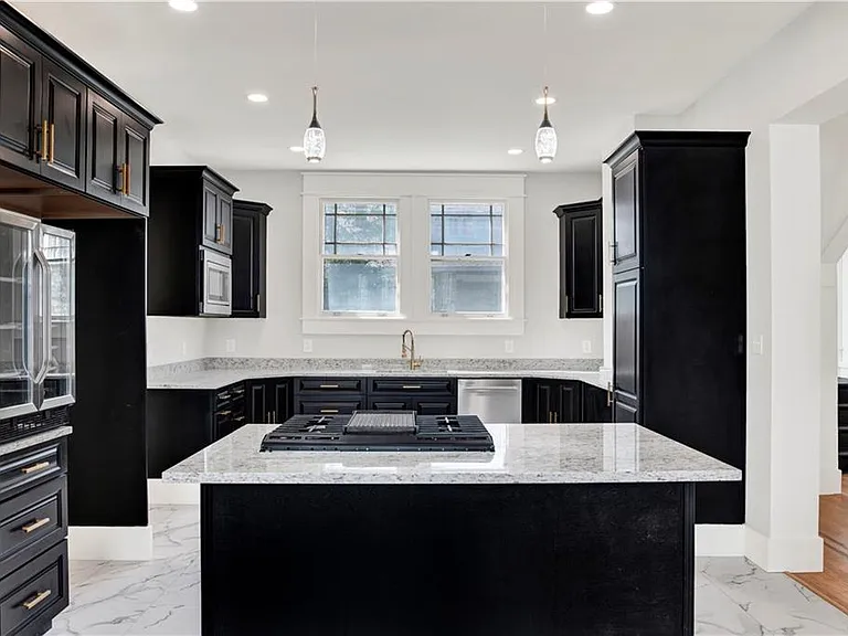 255 West St — Photo 17