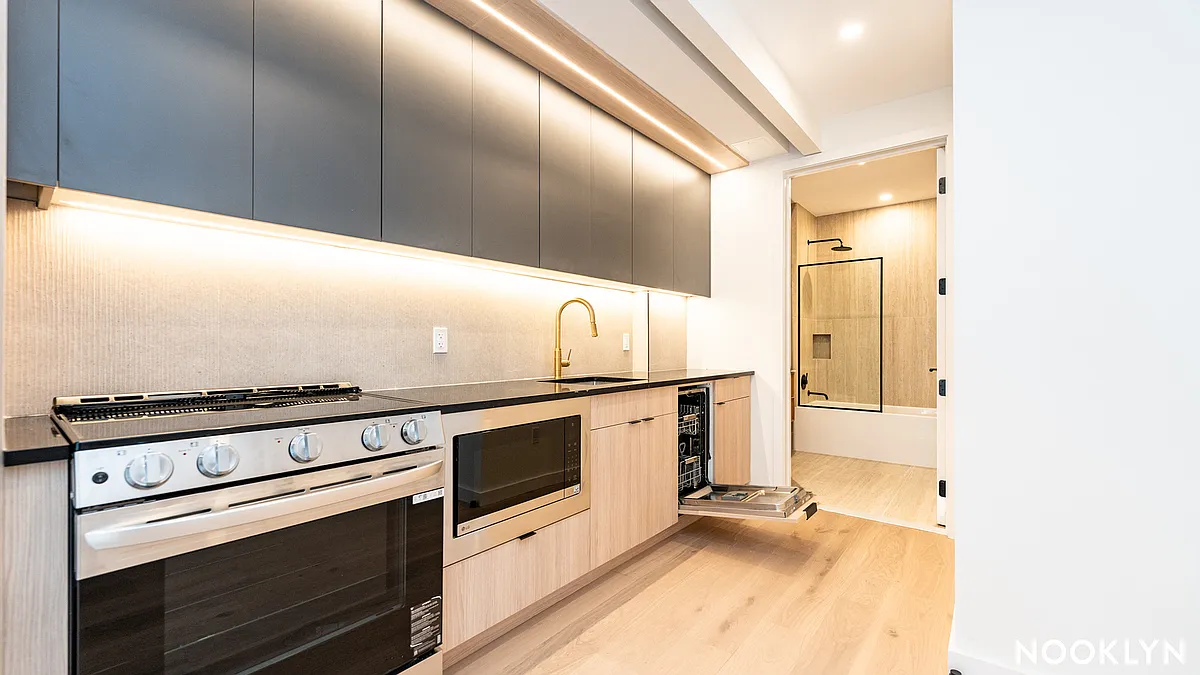 Building Photo - 88 Schermerhorn St #11C