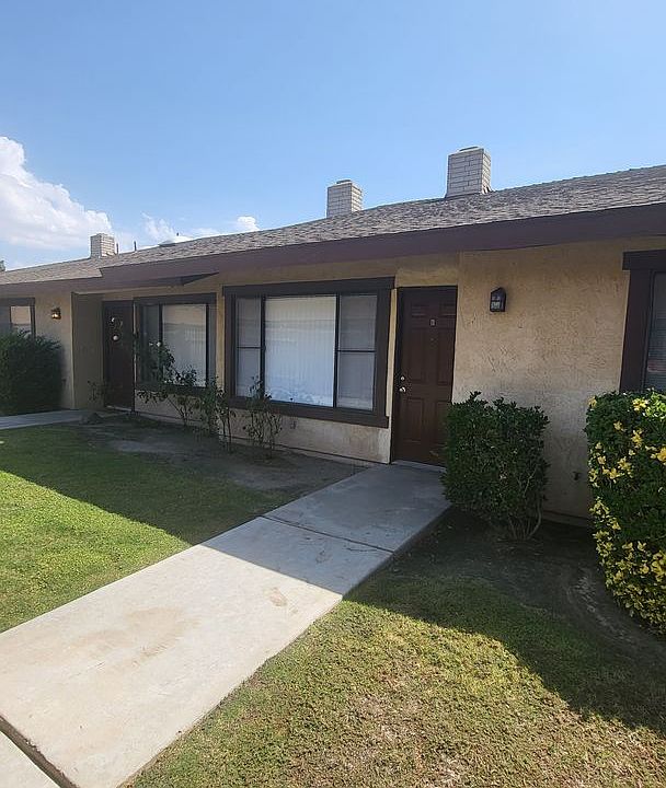 1st image of 7512 Stockdale Hwy APT B