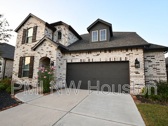 3rd image of 29914 Violet Crest Ct