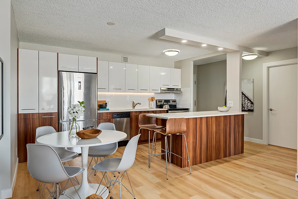 Premier Place — Photo 4
