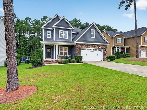 4th image of 95 Valley Brook Ln