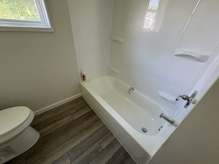 22 Arch Rd — Photo 3