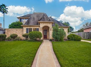 1206 Meadowlark Ln, Sugar Land, TX 77478
