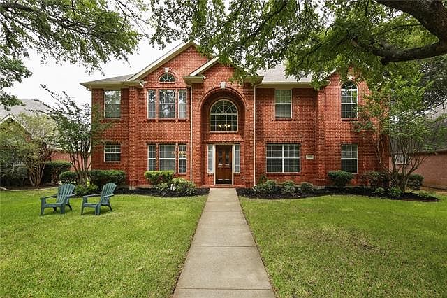 1st image of 404 Lancashire Dr