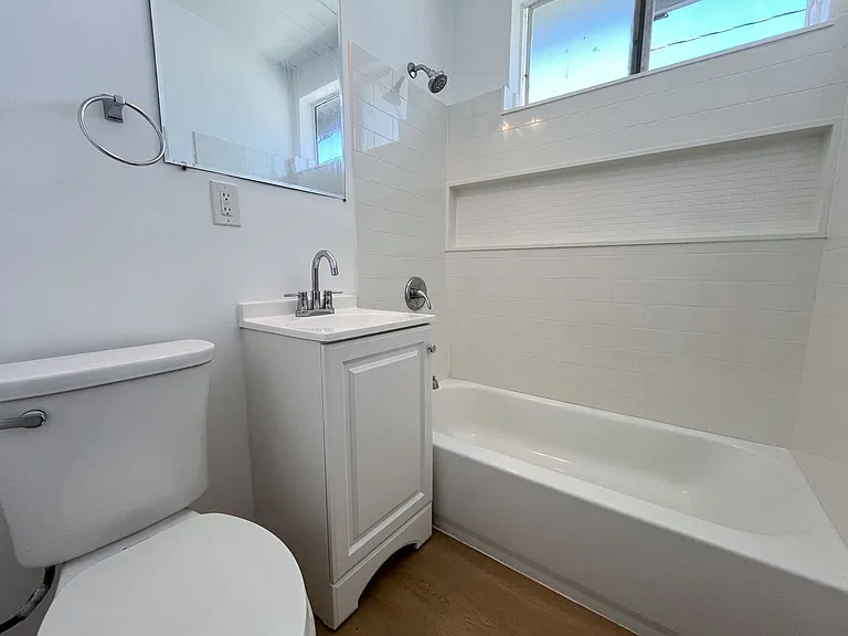 3315 W 104th St — Photo 16