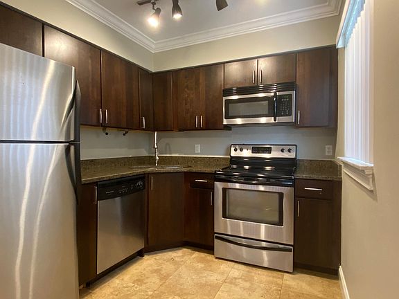 4th image of 630 Hillcrest St APT 9