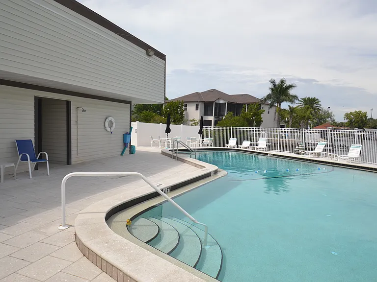 329 Moorings Cove Dr — Photo 55