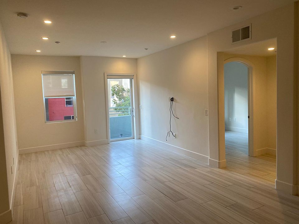 1st image of 1501 India St Unit 403