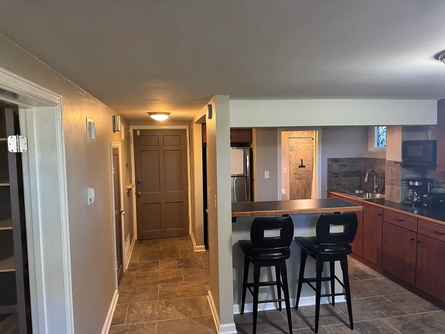 1 bed, 500 sqft, $1,300 — Photo 2