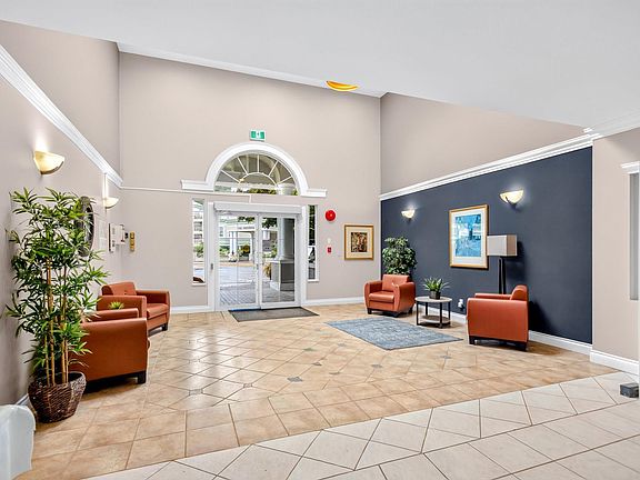 3rd image of 2970 Princess Cres #419