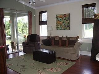 2nd image of 27435 Horne Ave