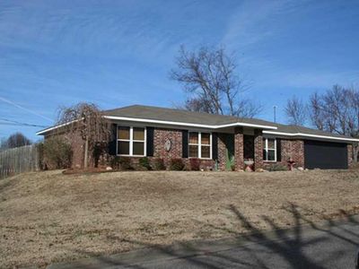 1305 Northwoods Dr, Alma, AR, 72921