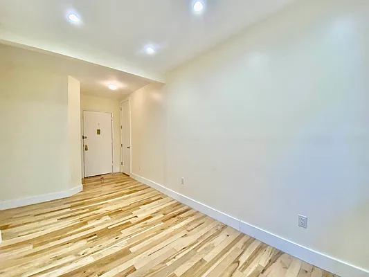 Rented by Abba Realty Associates INC | media 28