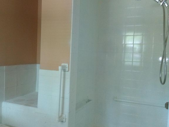 2nd image of 205 Lois Dr