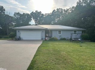 11453 147th Ave, West Burlington, IA 52655