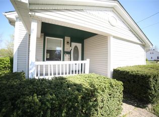 374 S 4th St, Ste Genevieve, MO 63670