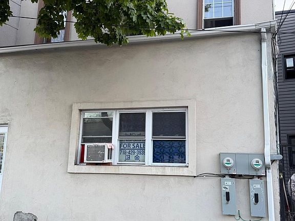 3rd image of 78-08 Cypress Avenue