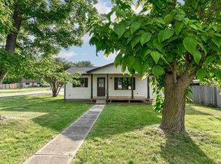 490 S Howard St, Summitville, IN 46070