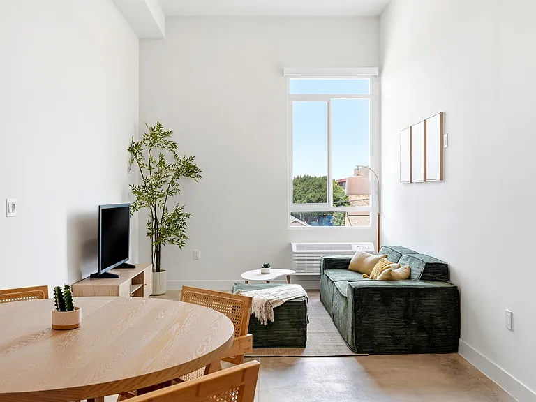 Step Designer Studio Community Living — Photo 73